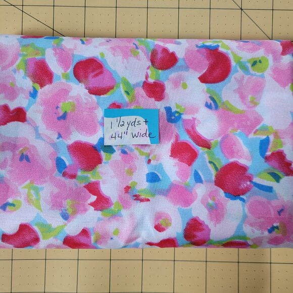 1-1/2 Yards of Lovely Pink Floral - Picture 2 of 3